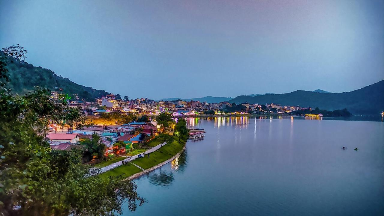 Hotel Forest Lake Backpackers' Hostel Ποκάρα Εξωτερικό φωτογραφία