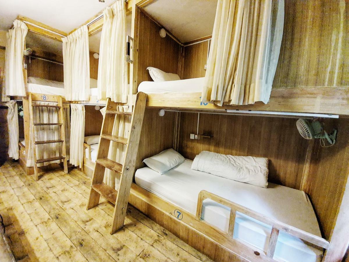 Hotel Forest Lake Backpackers' Hostel Ποκάρα Εξωτερικό φωτογραφία